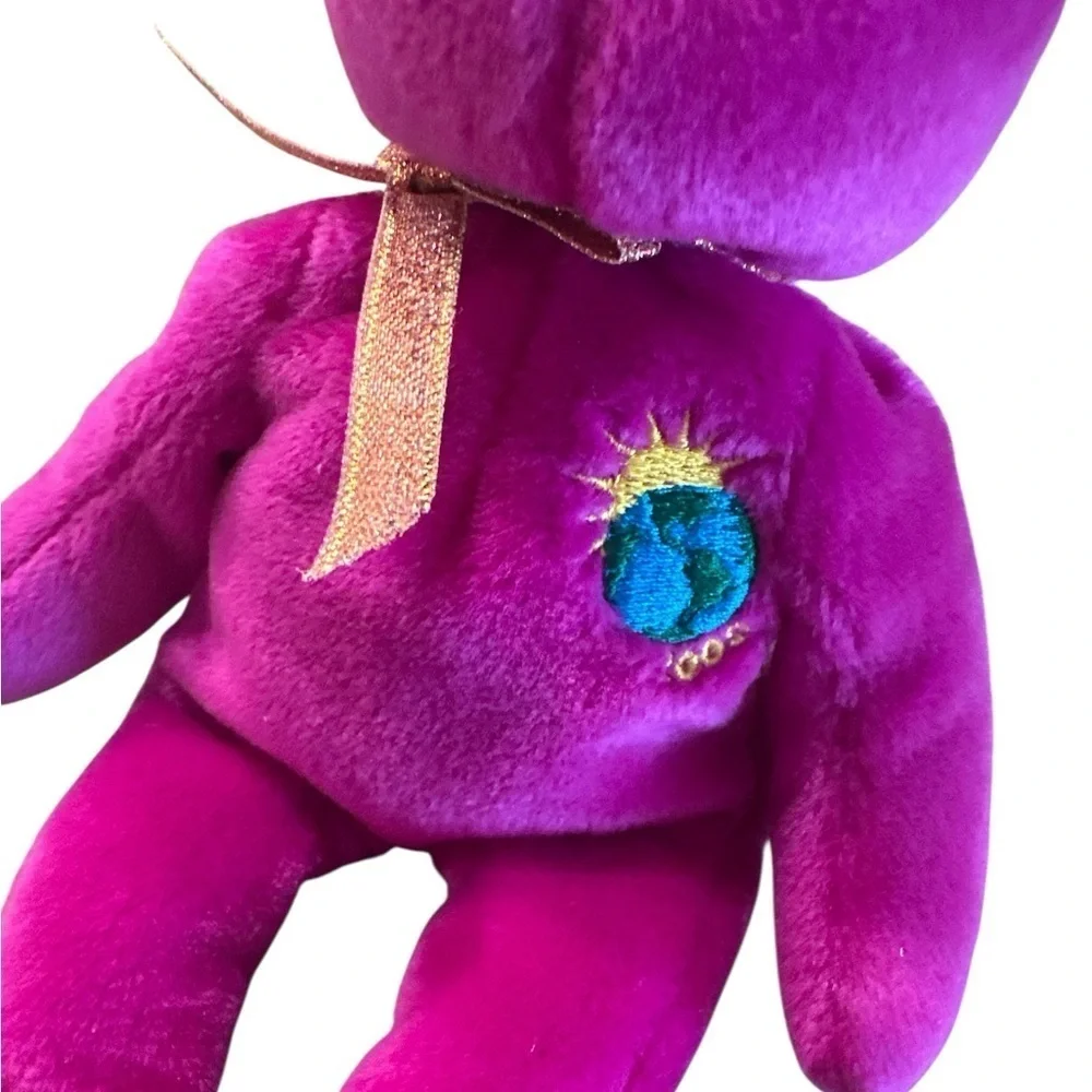 Ty Beanie Baby Millennium Bear January 1st 1999 Magenta Gold Ribbon Rare